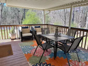 Private, Quite, Comfortable Family Landing Pad / Newly Remodel - Image 4