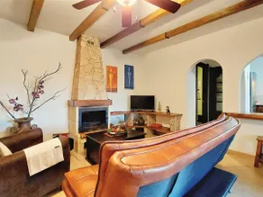 Finca La Casita: Rustic Charm Surrounded by Nature - Image 3