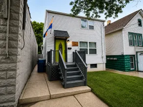The Juniper Private 3BR Near Brady Street - Image 5