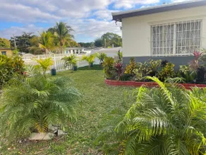 Sunny 2BR Oasis | Near Beaches, MIA & FLL - Image 2
