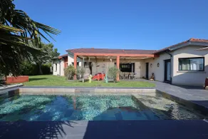 Bali-style 5-bedroom villa with pool and hot tub - Image 3