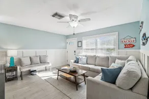 Angele's House, Waterfront with direct Gulf access - Image 4