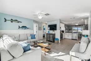 Angele's House, Waterfront with direct Gulf access - Image 2