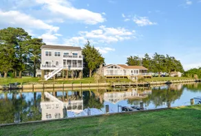 Dock Holiday - Amazing Waterfront in Captain's - Image 5