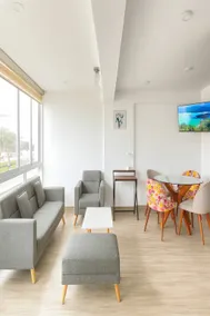 Modern, close to the sea, your ideal space - Image 4