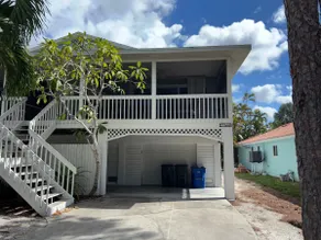 Updated & Roomy 1.5 Mi to Beach Full Kitchen W&D - Image 3
