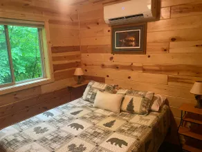 Two bedroom cottage w/ access to trails! - Image 5