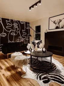 Black and White Cabin on Tranquil Three Acres - Image 2