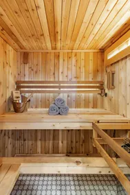 Downtown, Sauna, WWU - Image 4