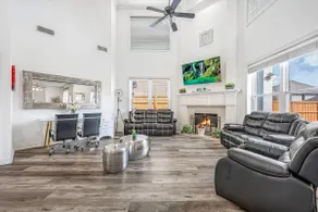 Luxurious | Pool Oasis | PS5 | 12 Beds | Aquarium - Image 3