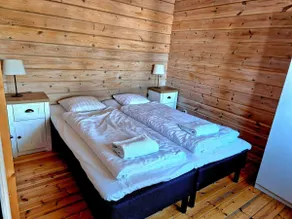 Log Cabin near the river - Image 3