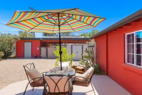 Central Tucson Gem – Walkable, Spacious & Comfy! - Image 3