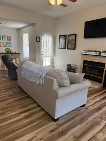 Cozy & Convenient! - Image 2
