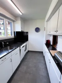 Spacious Apartment-Central Location-Stunning Views - Image 3