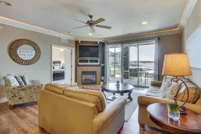 Lakefront Patio, Pool Access! Lands End Condo - Image 4