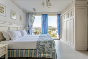 International Jurerê penthouse in a 5-star resort - Image 3