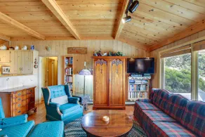 Cozy Baileys Harbor Cottage on Lake Michigan! - Image 4