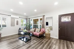 Remodeled Prime location KingBed Private Entrance! - Image 5