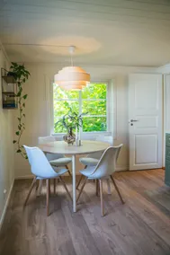 Cozy guesthouse with Christmas atmosphere and quiet landscape - Image 5