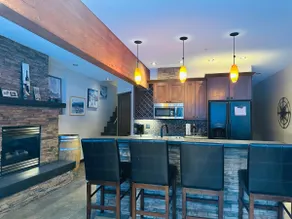 Apex: 2 bedroom with hot tub. On Grandfather Trail - Image 4