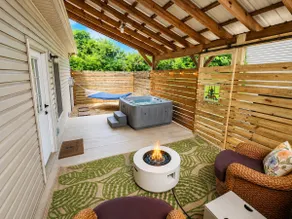 New pvt Patio*Hot tub*King Bed*Near DT AVL*Hammock - Image 2