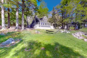 Charming 3BR Lakefront Dog Friendly | Deck - Image 5
