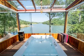 Cabin by the dam with heated Jacuzzi and fireplace - Image 4