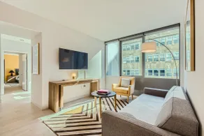 Sentral 2 Bedroom Apt in South Loop Chicago - Image 5