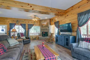 Duck Creek Village Cabin Near National Forest! - Image 3
