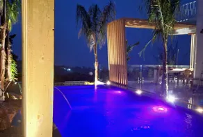 Last minute Villa with infinity pool and sea view - Image 4