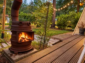 The Sunbird Inn - with bathtub, sauna & wood-burning stove - Image 2