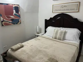 second floor apartment 10 minutes from the airport - Image 3