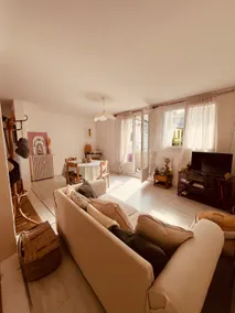 Downtown Tarbes apartment - Image 4