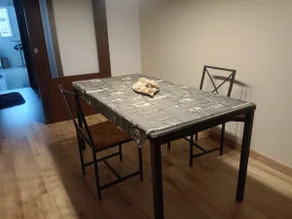 Spacious apartment with a large kitchen - Image 3
