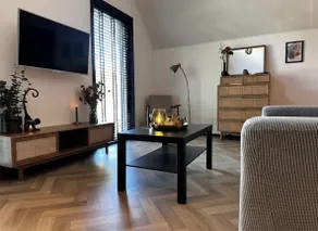 Luxury Holiday Home with Private Wellness Area - Image 3