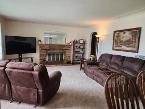 3 bedroom house close to hospitals and colleges - Image 2