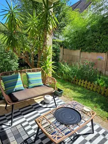 Auray apartment with small garden - Image 3