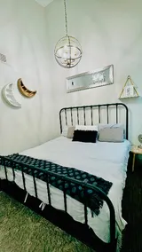 5 Star Boho-Chic apt w/a parking Gaslamp,Seaport . - Image 5