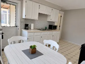 Relaxing Spot in Wilkes-Barre with Private Parking - Image 3