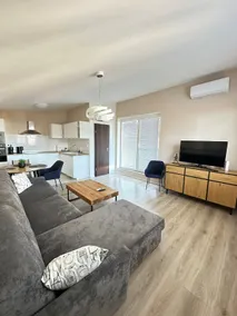 Maisonette with a large terrace - Image 4