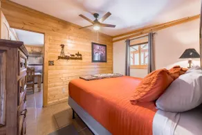 Cabin-on Main-1 Bed 1 Bath 1 SleepSofa Pet w/ Fee - Image 4
