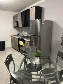 House 5 minutes from plazas and downtown - Image 5