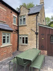 Peregrine Cottage in Castle Ashby Village - Image 3
