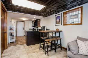 2BR Urban Chic Stay - Image 4