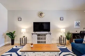 Milano Lodge - Cozy Retreat - Image 4