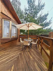 Beautiful cabin in the woods, minutes from the sea. - Image 5