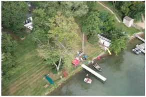 Spacious Cottage on Lake - Tons of Amenities - Image 4