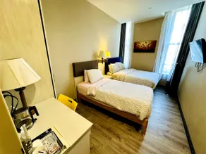 Serene Soho - Tribeca Stay Hotel Comfort - Image 2