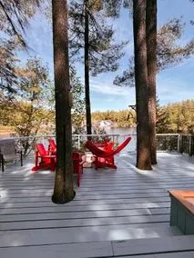 Muskoka Waterfront Cabin w/ pool table&Falls view - Image 3