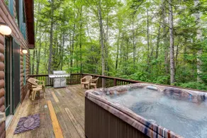 Maine Lodge Getaway: Fireplace, Hot Tub, Pool Table - Image 2